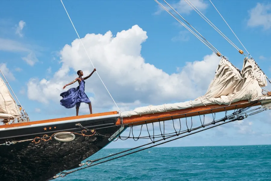 Model on the bowsprit of a schooner